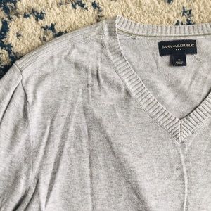 Men’s Banana Republic V-Neck Sweater